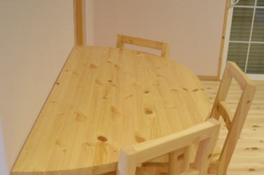 �O�d���鎭�s�̵��ް�Ƌ�E���ް���݂�calmfurniture�ߓ��Ƌ�z���C�ނ̃I�[�_�[�_�C�j���O�e�[�u��